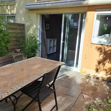 Hameau Du Puech, Rez-de-jardin Avec Parking Et Clim Apartment