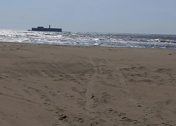 Hameau Du Puech, Rez-de-jardin Avec Parking Et Clim *