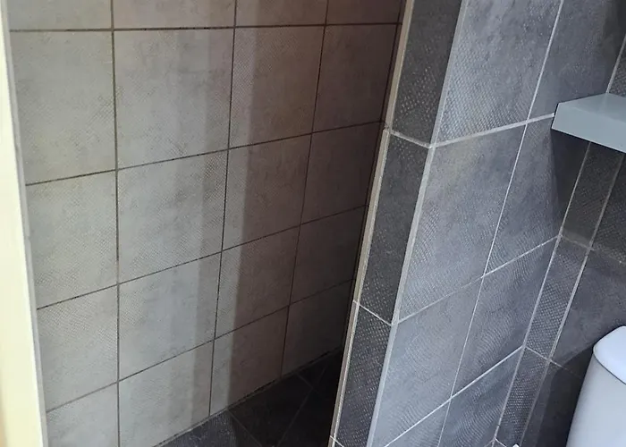 Hameau Du Puech, Rez-de-jardin Avec Parking Et Clim Apartment