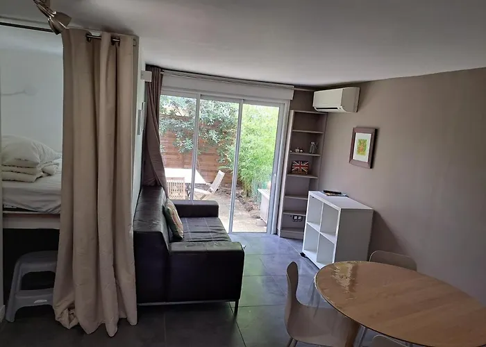 Hameau Du Puech, Rez-de-jardin Avec Parking Et Clim Agde